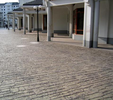 湖南懷化壓花地坪施工工藝與藝術(shù)壓印地坪材料鋪裝生產(chǎn)指南